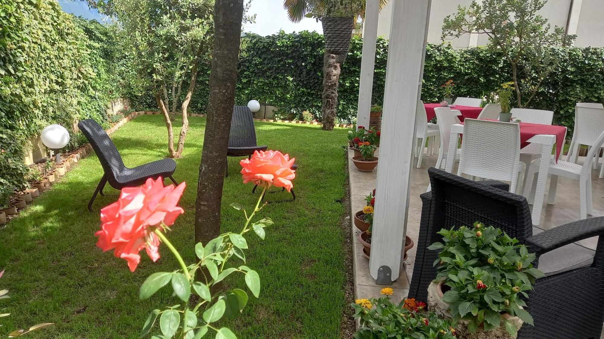 B&B Tenuta Bianca 올리베토씨트라 외부 사진